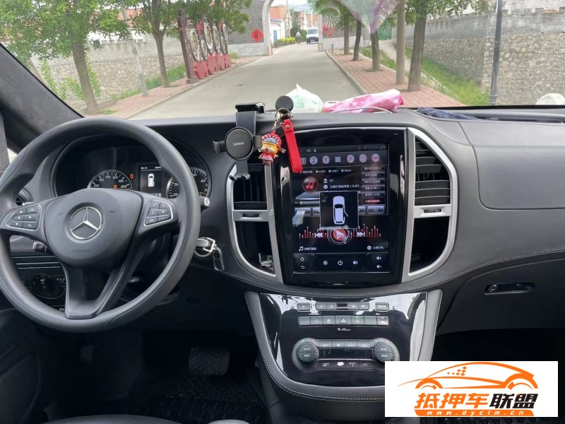 17年奔馳威霆MPV 