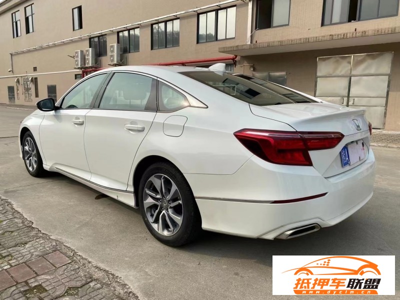  20年本田英詩派轎車 