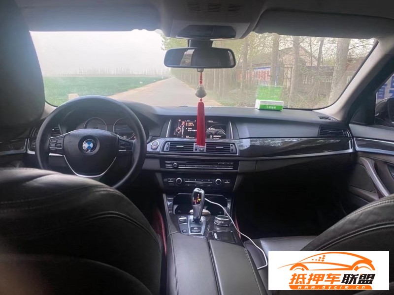  15年寶馬5系轎車 
