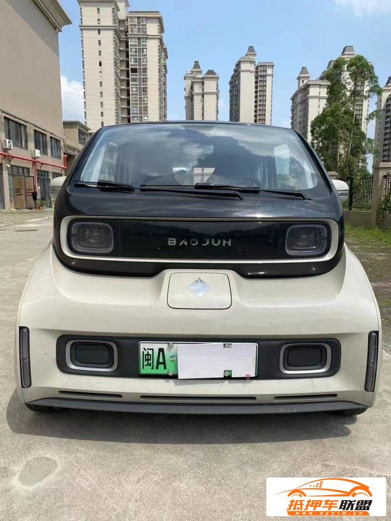  22年寶駿kiwi ev轎車 