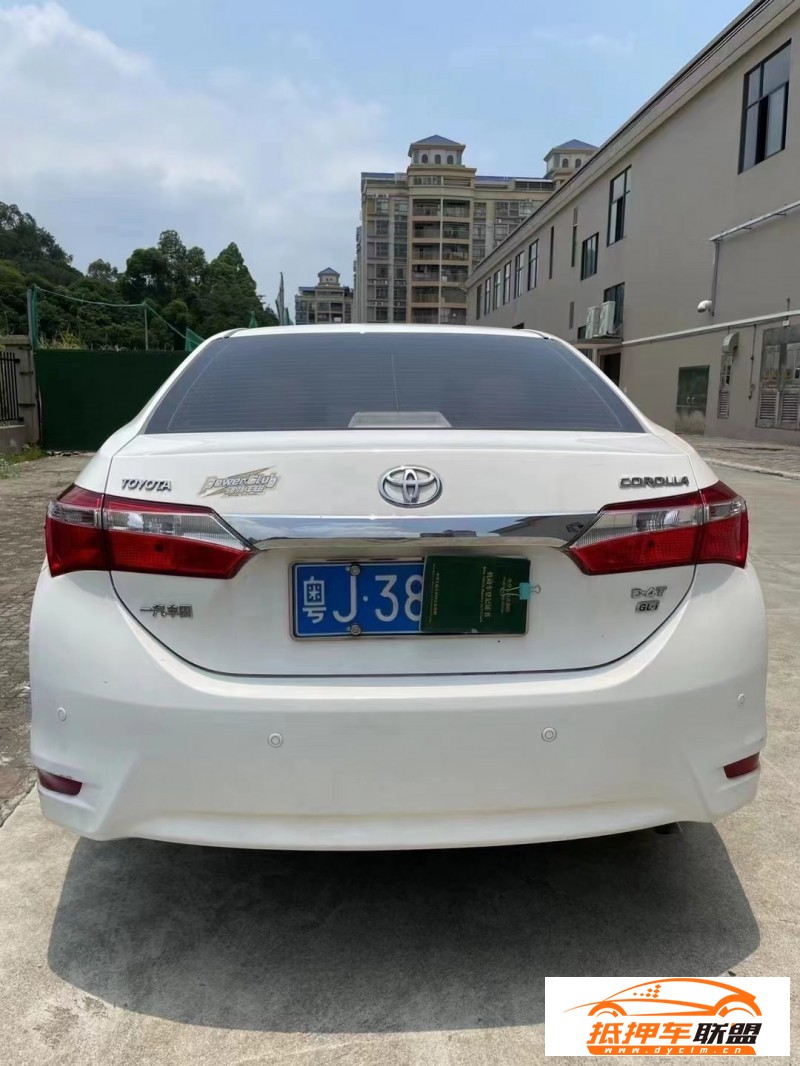  17年豐田卡羅拉轎車 