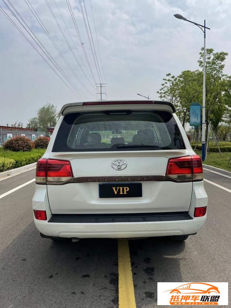  19年豐田蘭德酷路澤SUV 