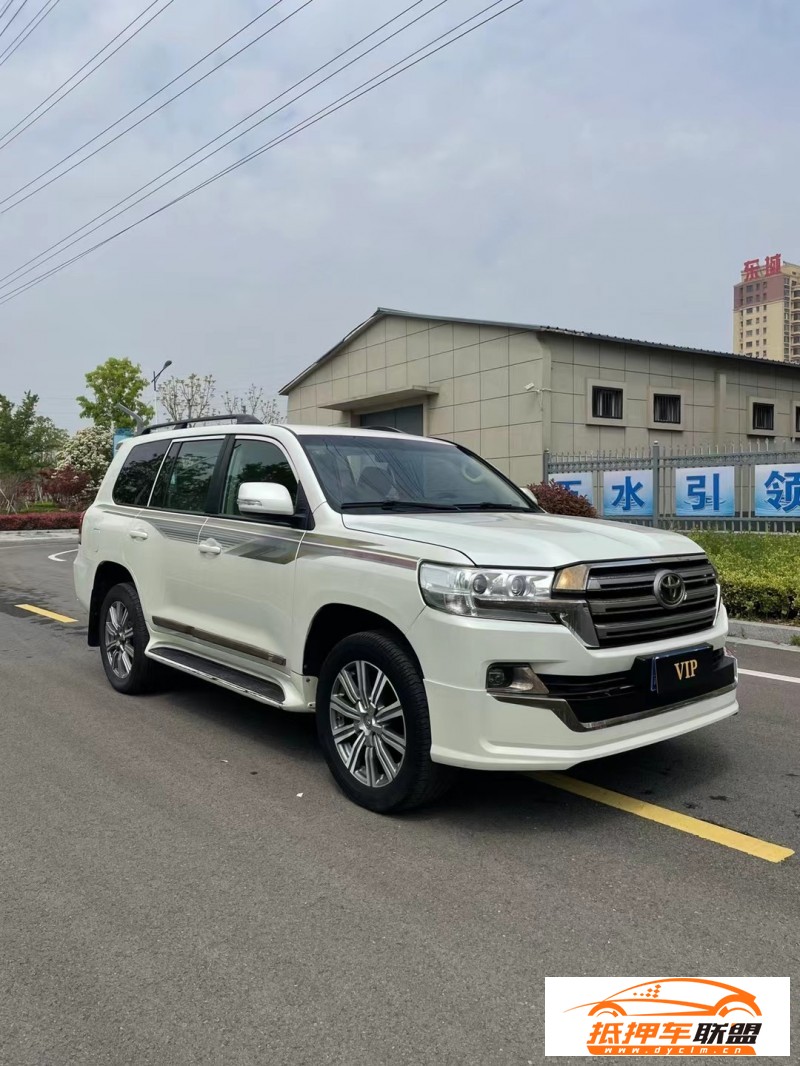  19年豐田蘭德酷路澤SUV 