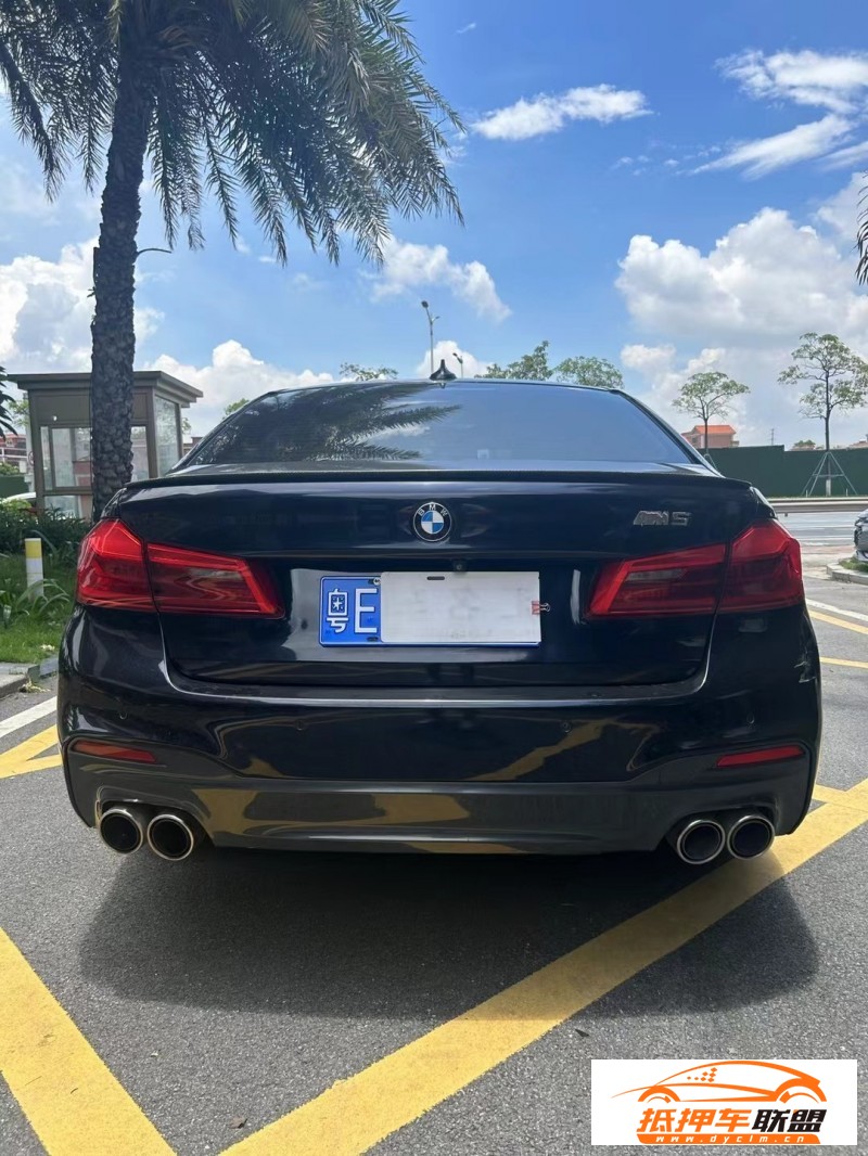  18年寶馬5系轎車 