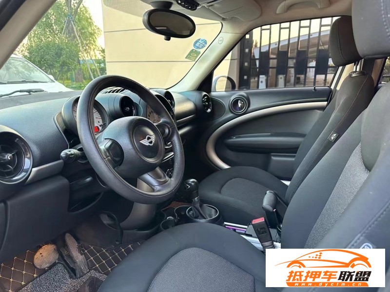  16年寶馬MINISUV 
