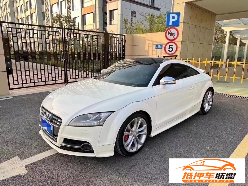  13年奧迪TTS跑車 