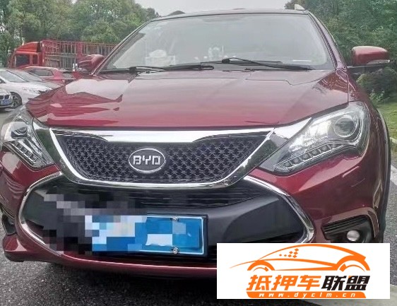  16年比亞迪唐轎車 