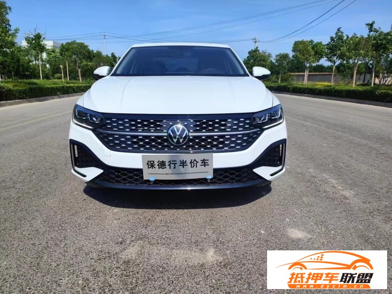  23年大眾朗逸轎車 