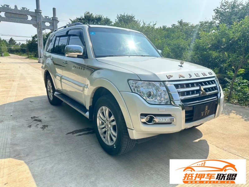  18年三菱帕杰羅SUV 