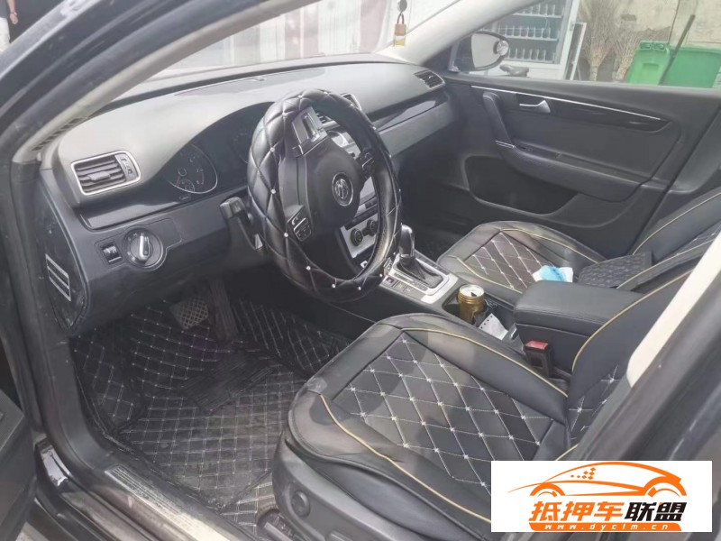  15年大眾邁騰轎車 