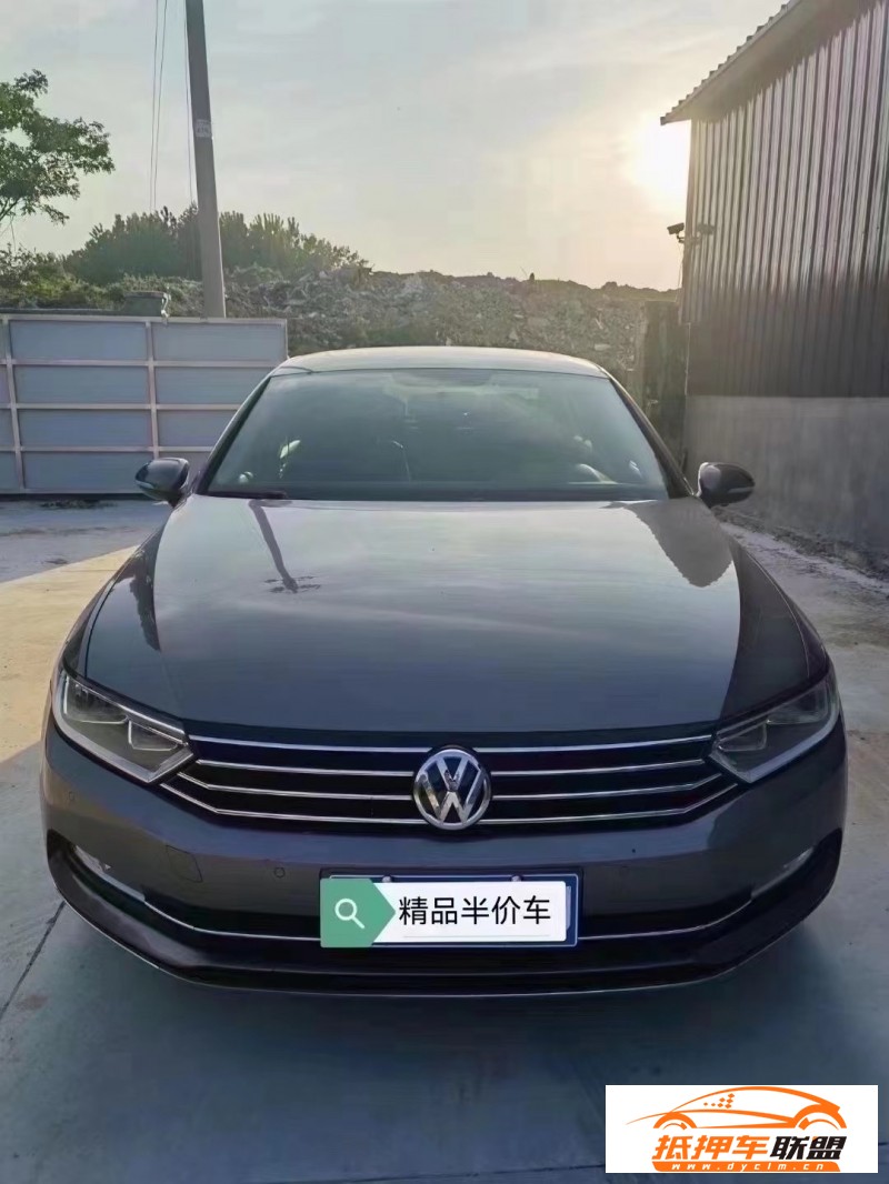  17年大眾邁騰轎車 