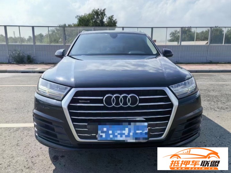  19年奧迪Q7轎車 