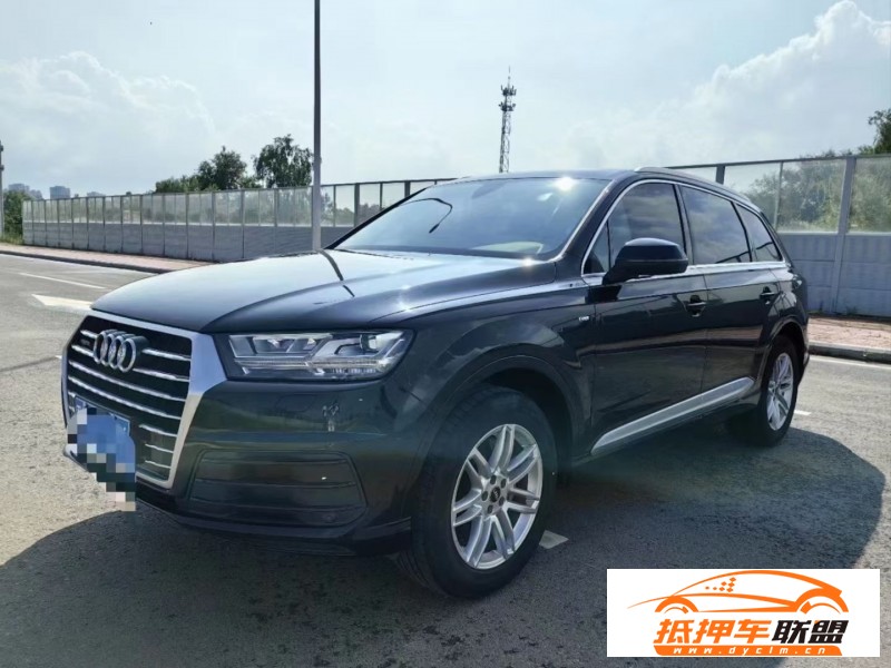  19年奧迪Q7轎車 