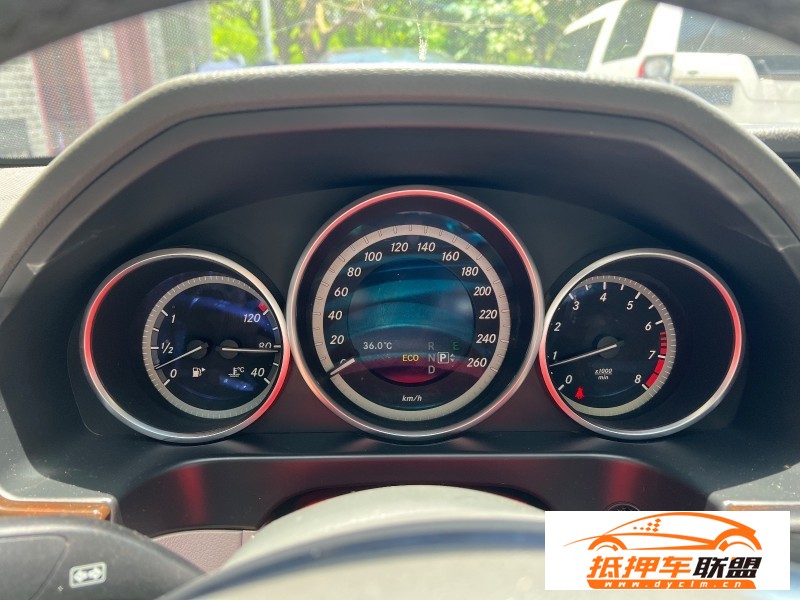  15年奔馳E轎車 