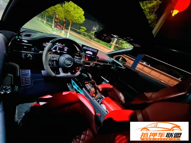  21年奧迪S5轎車 