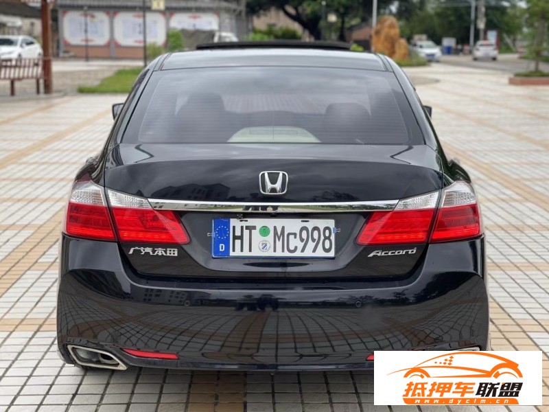  15年本田雅閣轎車 