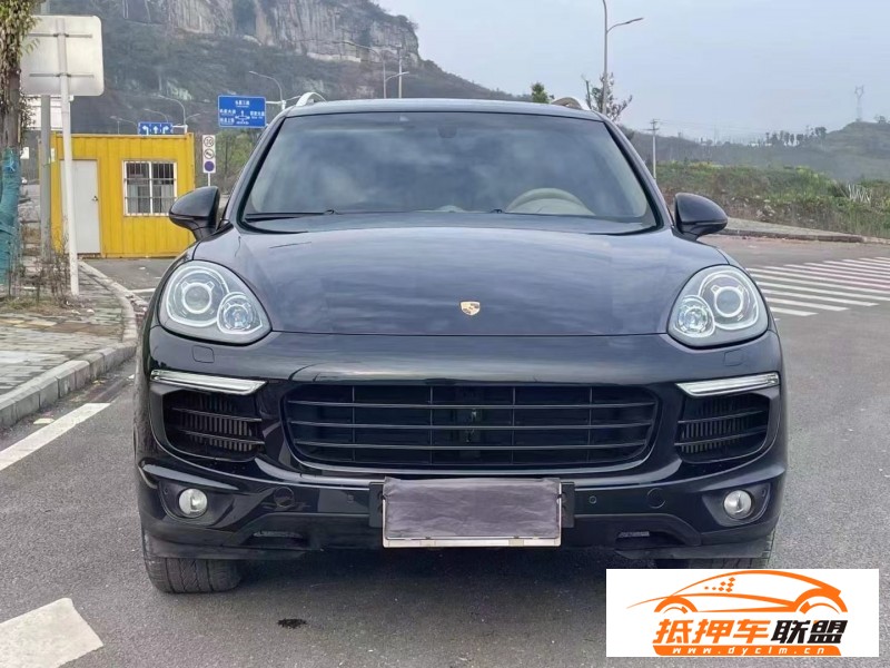  17年保時捷卡宴轎車 