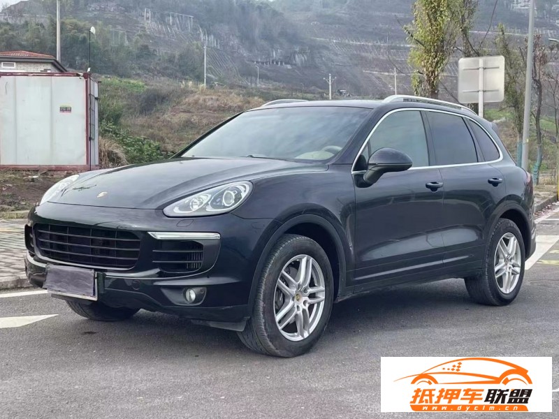  17年保時捷卡宴轎車 