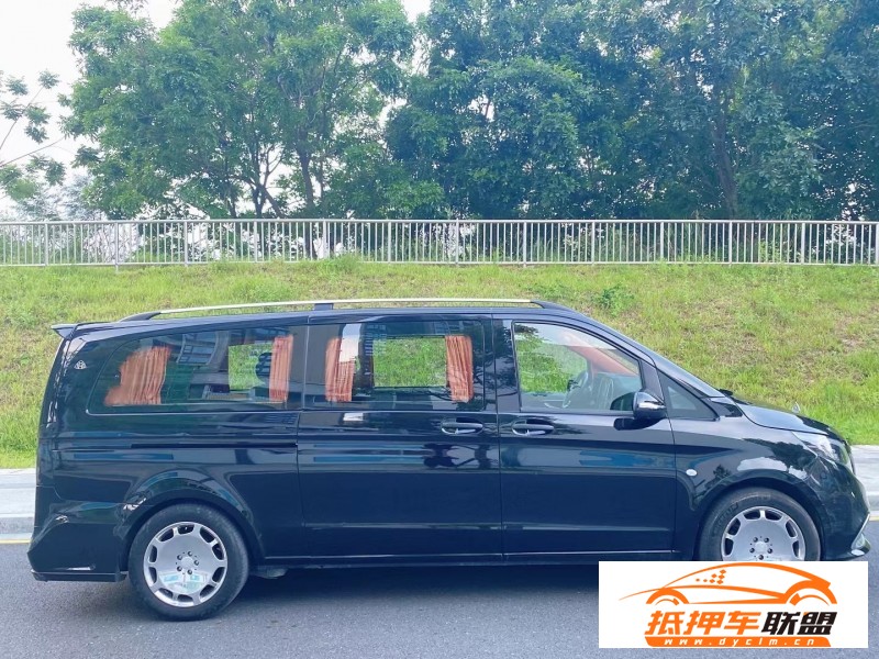  21年奔馳威霆轎車(chē) 