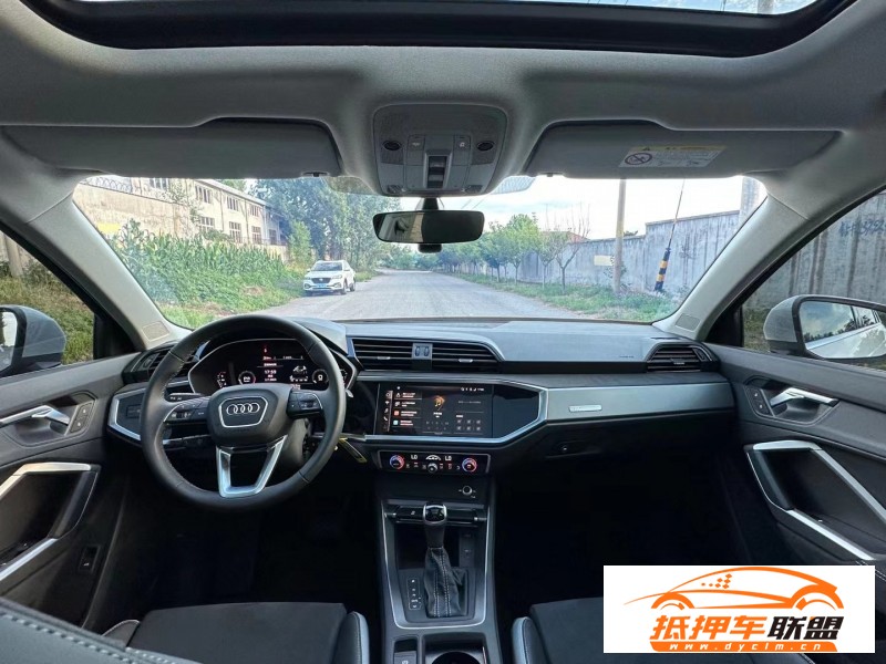  23年奧迪Q3SUV 
