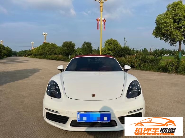  17年保時(shí)捷718跑車 