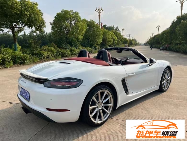  17年保時(shí)捷718跑車 