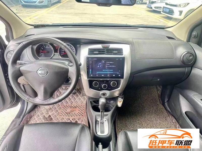  14年日產(chǎn)驪威轎車 