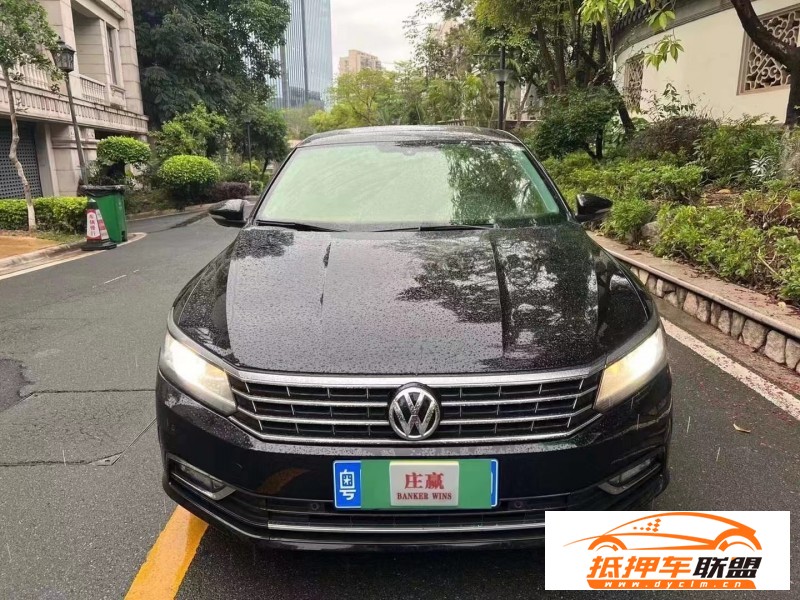  17年大眾帕薩特轎車 