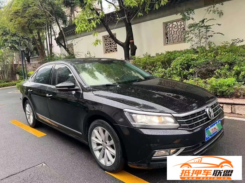  17年大眾帕薩特轎車 