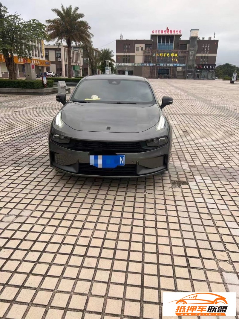  21年領(lǐng)克03轎車 