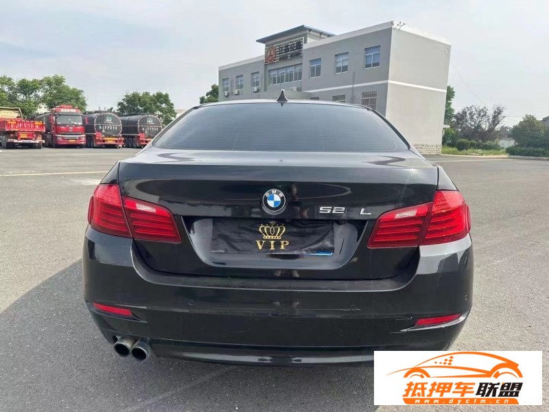  14年寶馬5系轎車 
