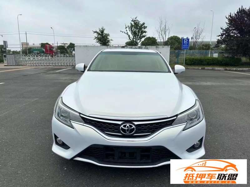  14年豐田銳志轎車 