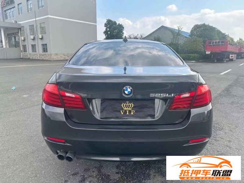  17年寶馬5系轎車(chē) 