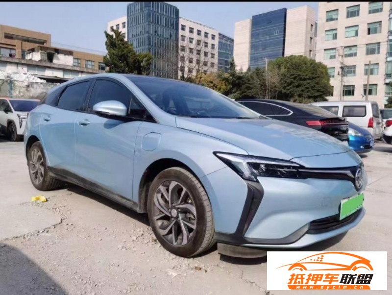  21年別克微藍轎車 
