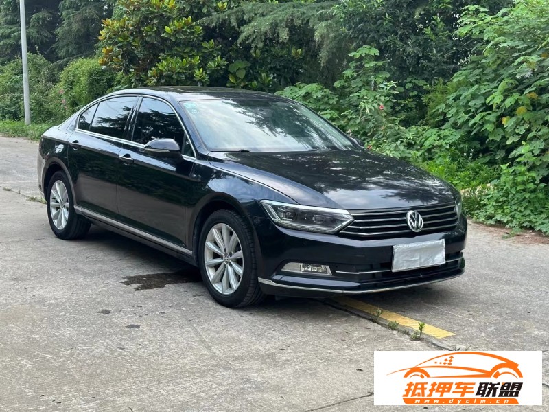  17年大眾邁騰轎車 