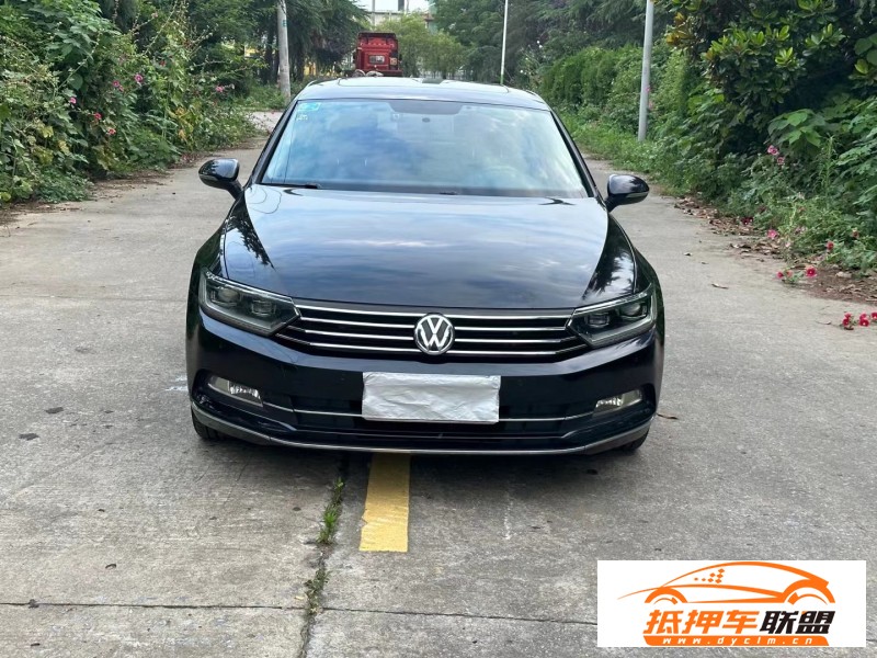  17年大眾邁騰轎車 