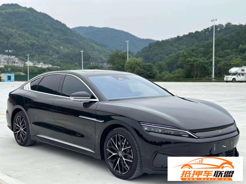  22年比亞迪漢轎車 