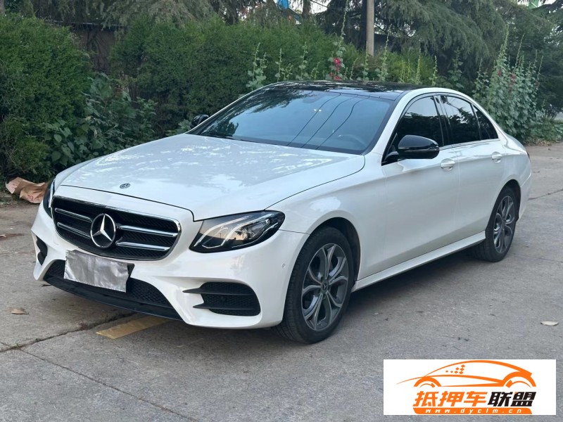  20年奔馳E轎車 