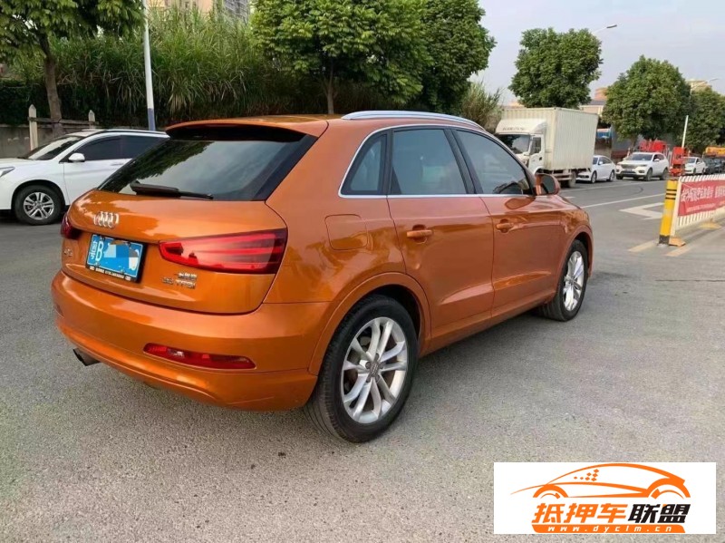  15年奧迪Q3轎車 