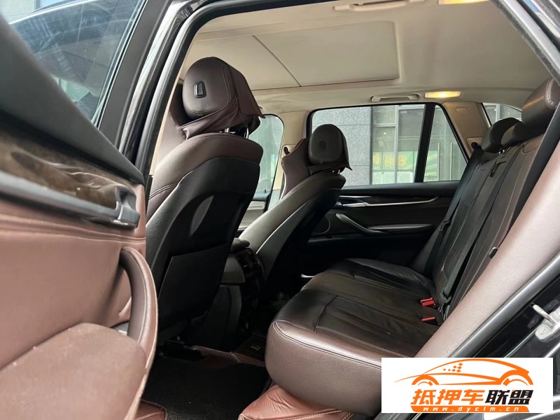  15年寶馬X5轎車 