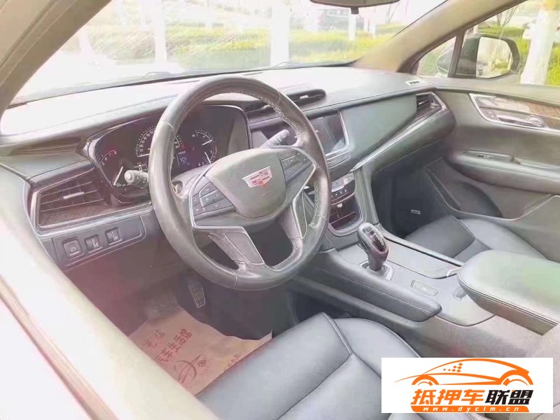  18年凱迪拉克XT5SUV 