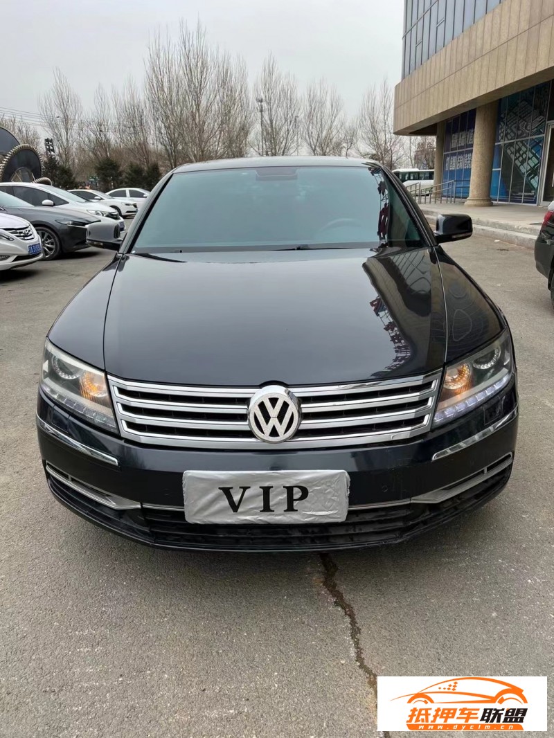  11年大眾輝騰轎車 