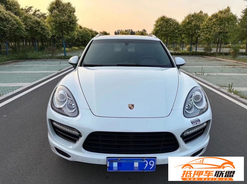  13年保時(shí)捷卡宴轎車 