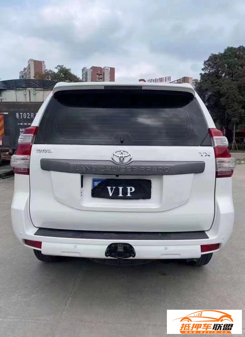  17年豐田普拉多SUV 