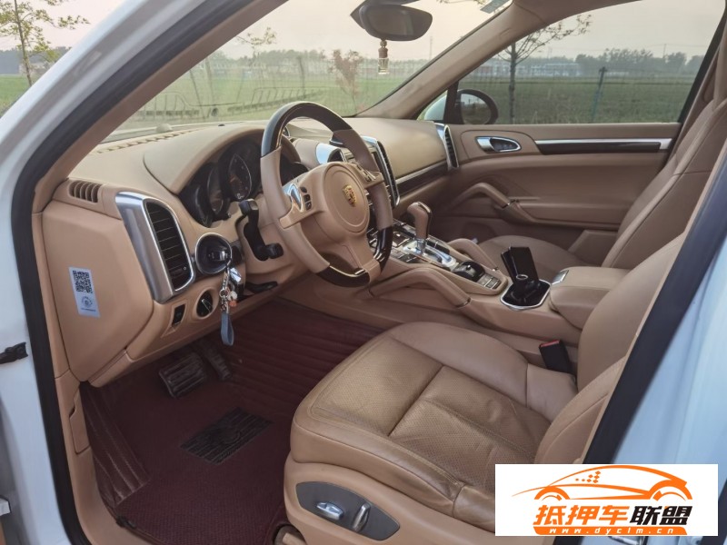  14年保時捷卡宴SUV 
