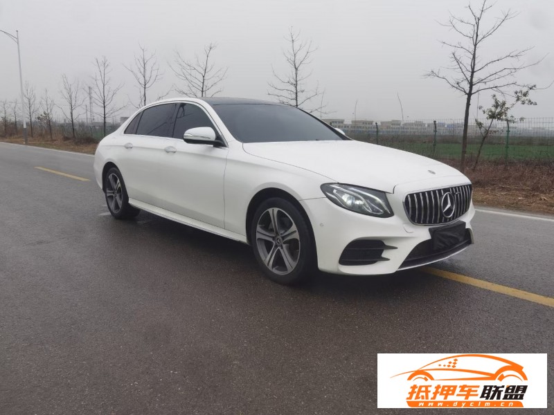  19年奔馳E轎車 
