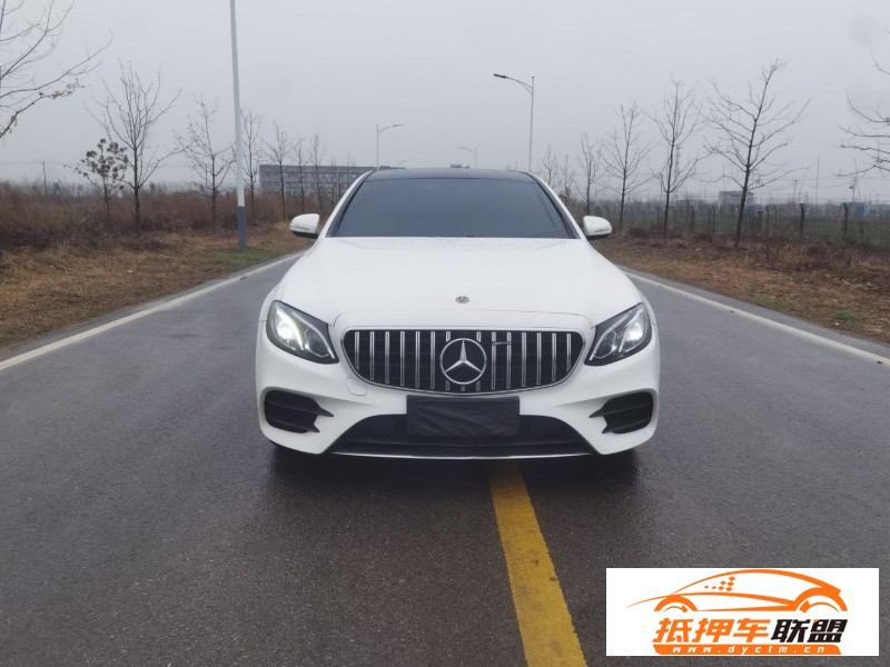  19年奔馳E轎車 