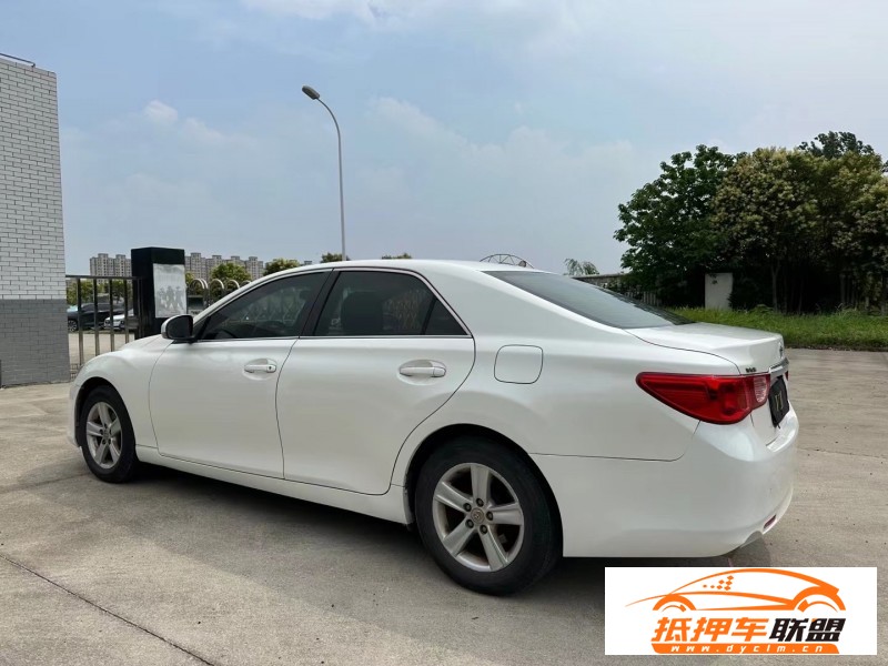  12年豐田銳志轎車 