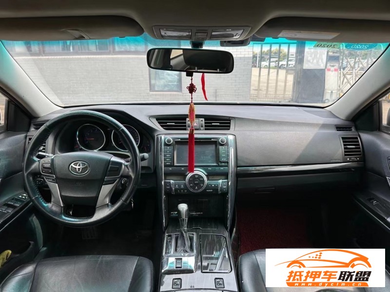  12年豐田銳志轎車 