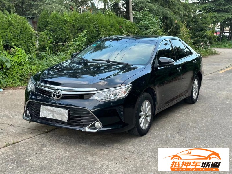  16年豐田凱美瑞轎車 